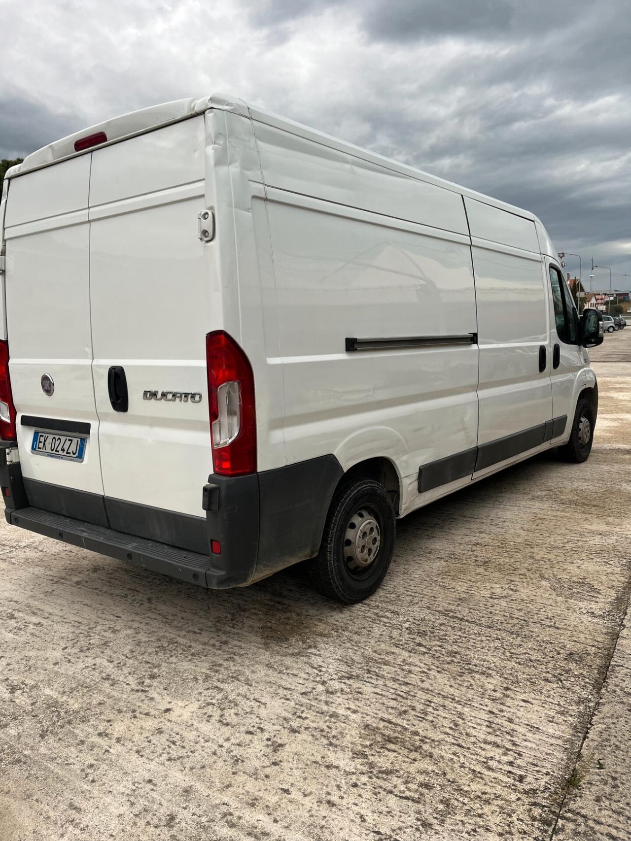 Fiat Ducato 35 2.2 MJT PC-TN 3p. Furgone
