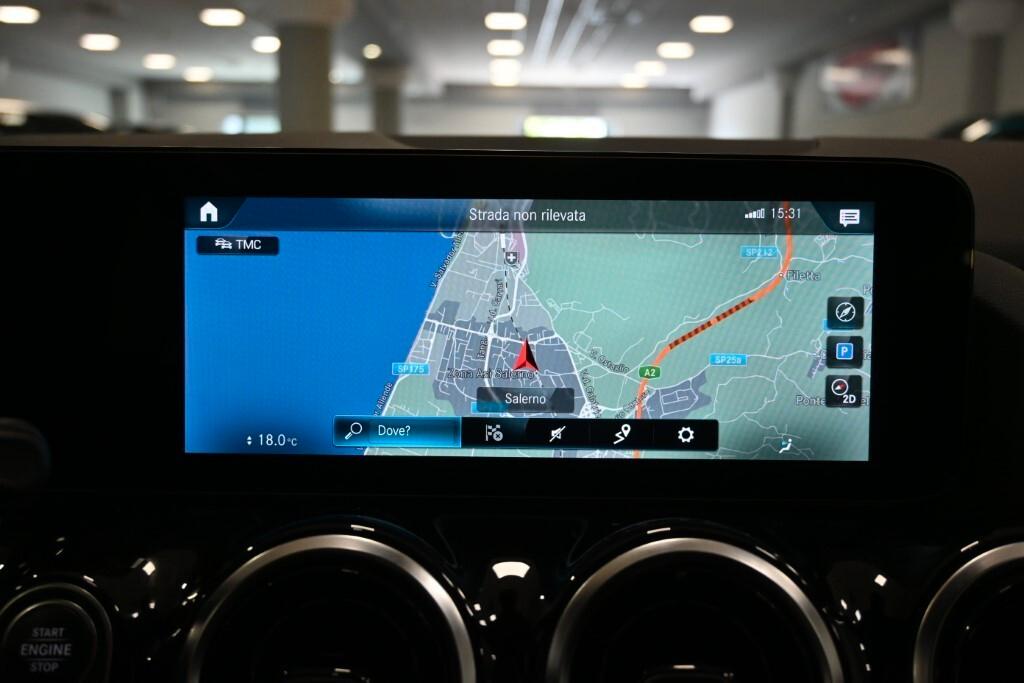 Mercedes-benz B 180 180D 115CV AUTOM. BUSINESS EXTRA ( MIRROR - PDC NAVI CRUISE FARI LED TERLECAMERA POST. )
