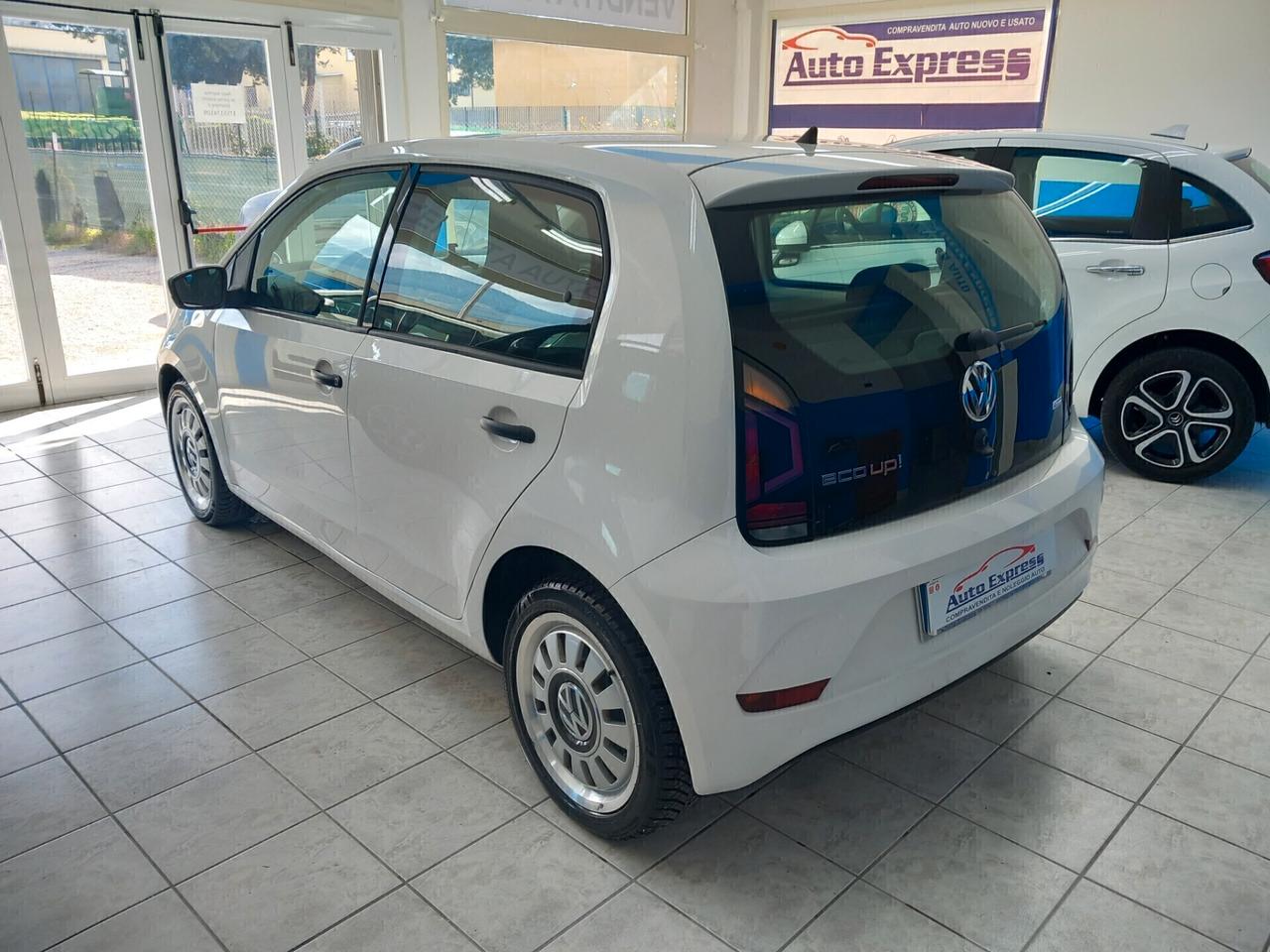 Volkswagen Up anno 2018 1.0 benzina metano 78 mila km