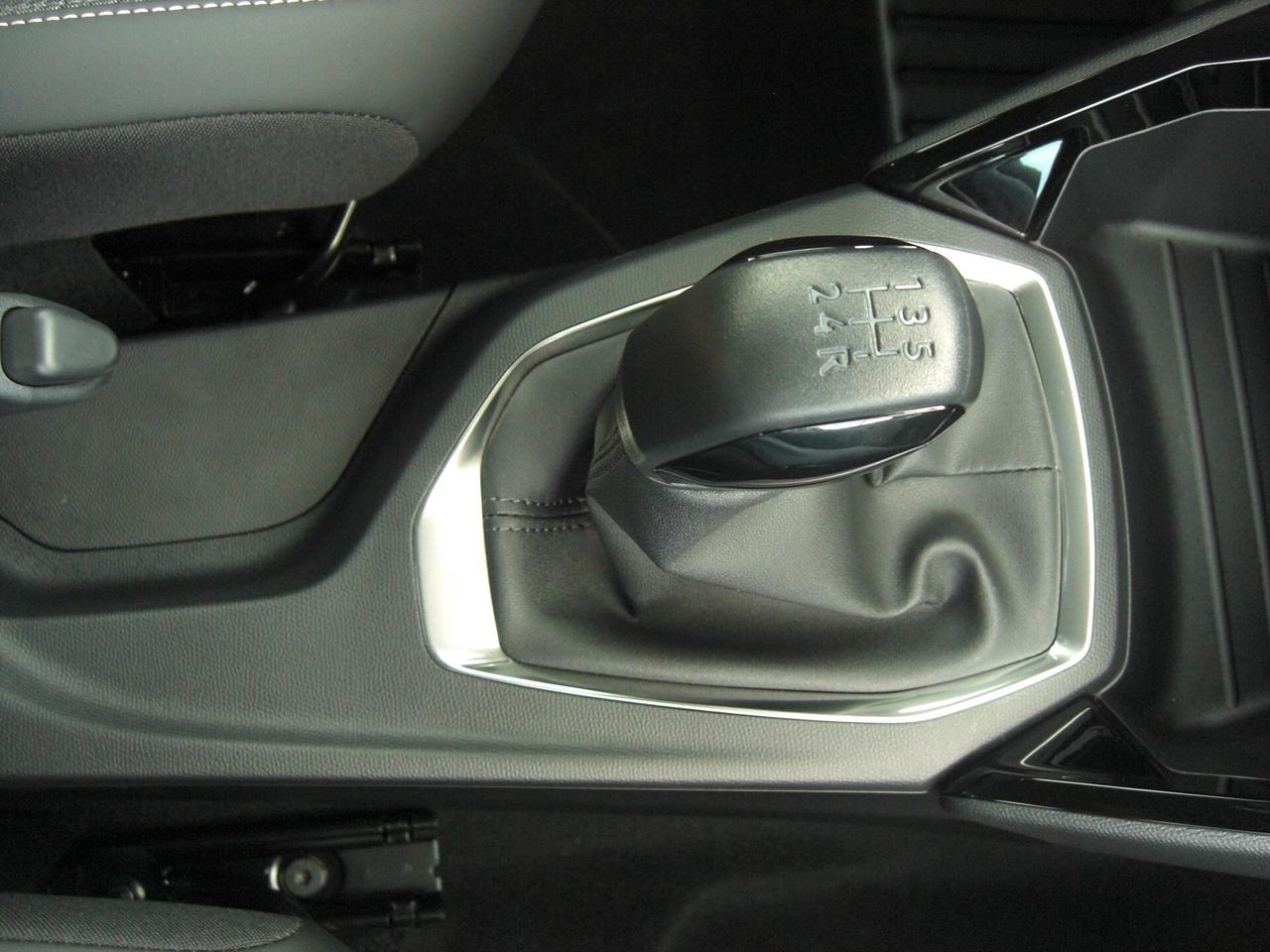 Peugeot 208 PureTech 75CV Stop&Start 5 porte Style