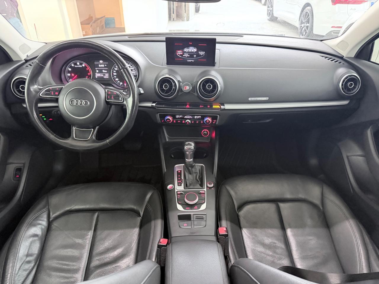 Audi A3 1.8TFSI QUATTRO 220CV AUTOMATICO PANORAMICA