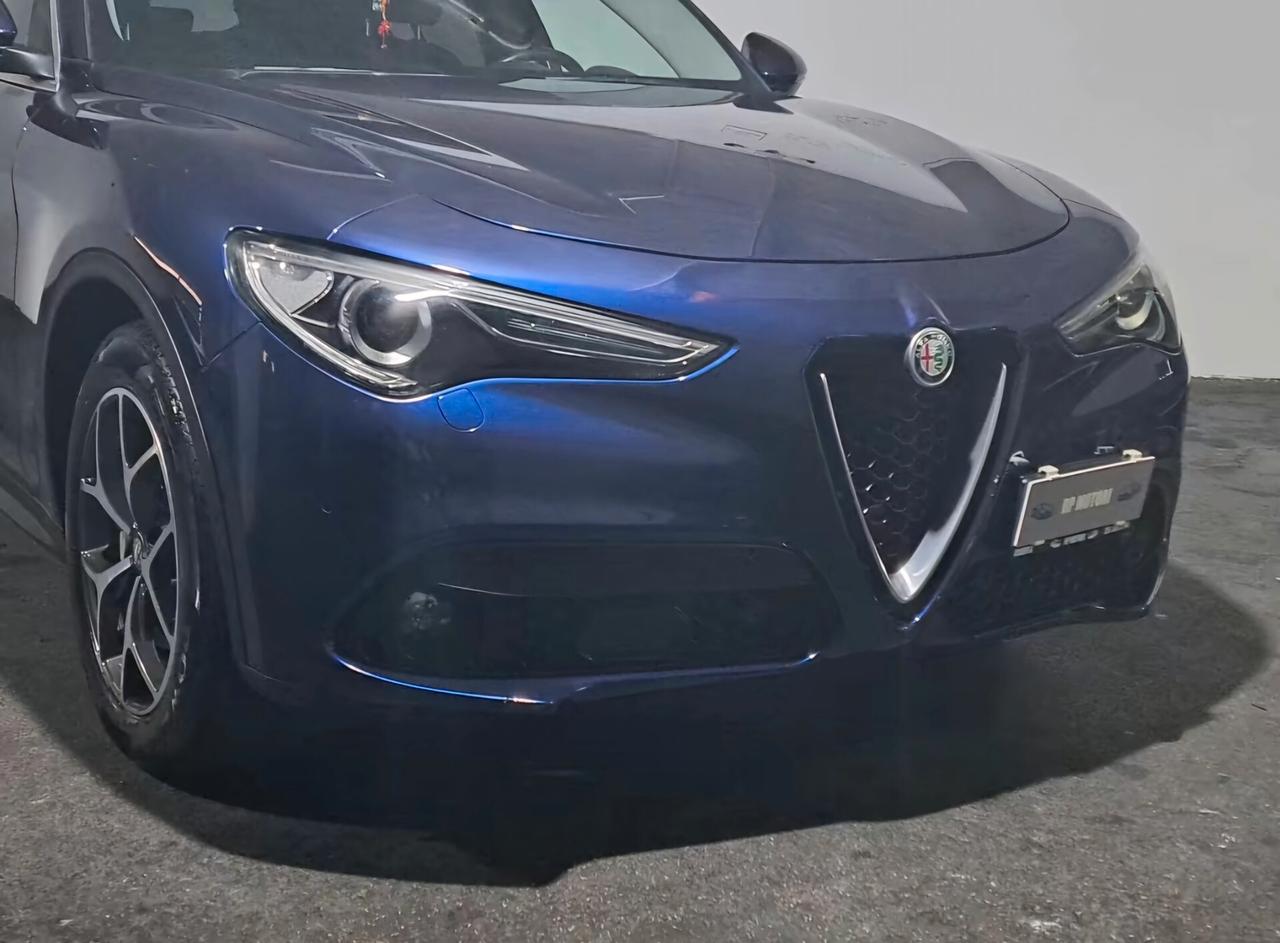 Alfa Romeo Stelvio 2.2 Turbodiesel 190 CV AT8 Q4 Sprint