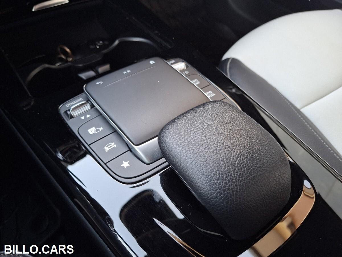 Mercedes-Benz A 250 Premium Night edition Auto