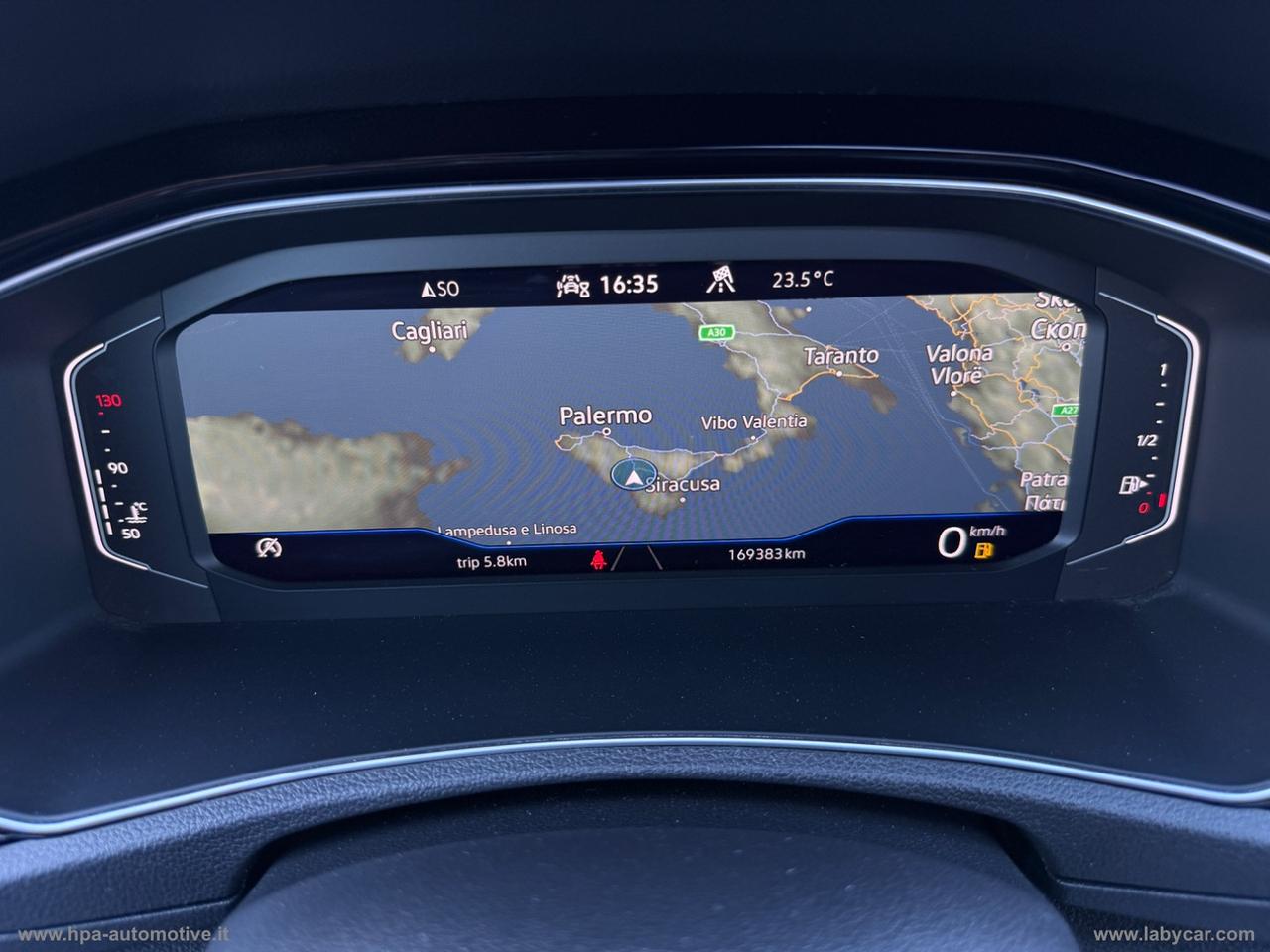 VOLKSWAGEN T-Roc 1.5 TSI 150CV SPORT LED NAVI TETTO RETROCAMERA