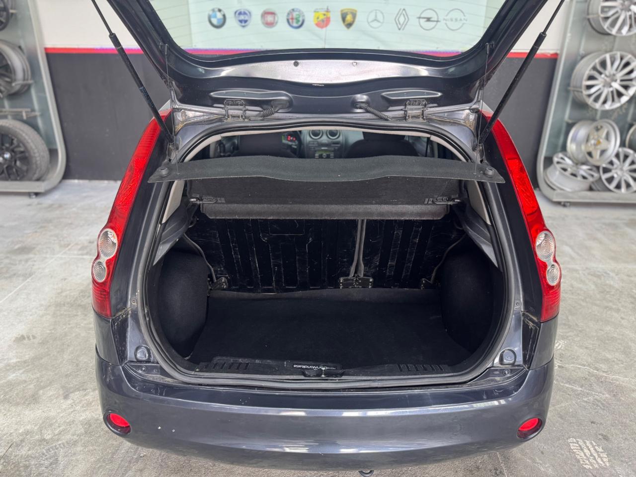 Ford Fiesta 1.2 Benzina 5P ADATTA NEOPATENTATI