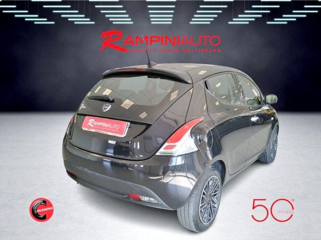 LANCIA Ypsilon 1.0 FireFly Hybrid Km 35.000 Iva Esposta