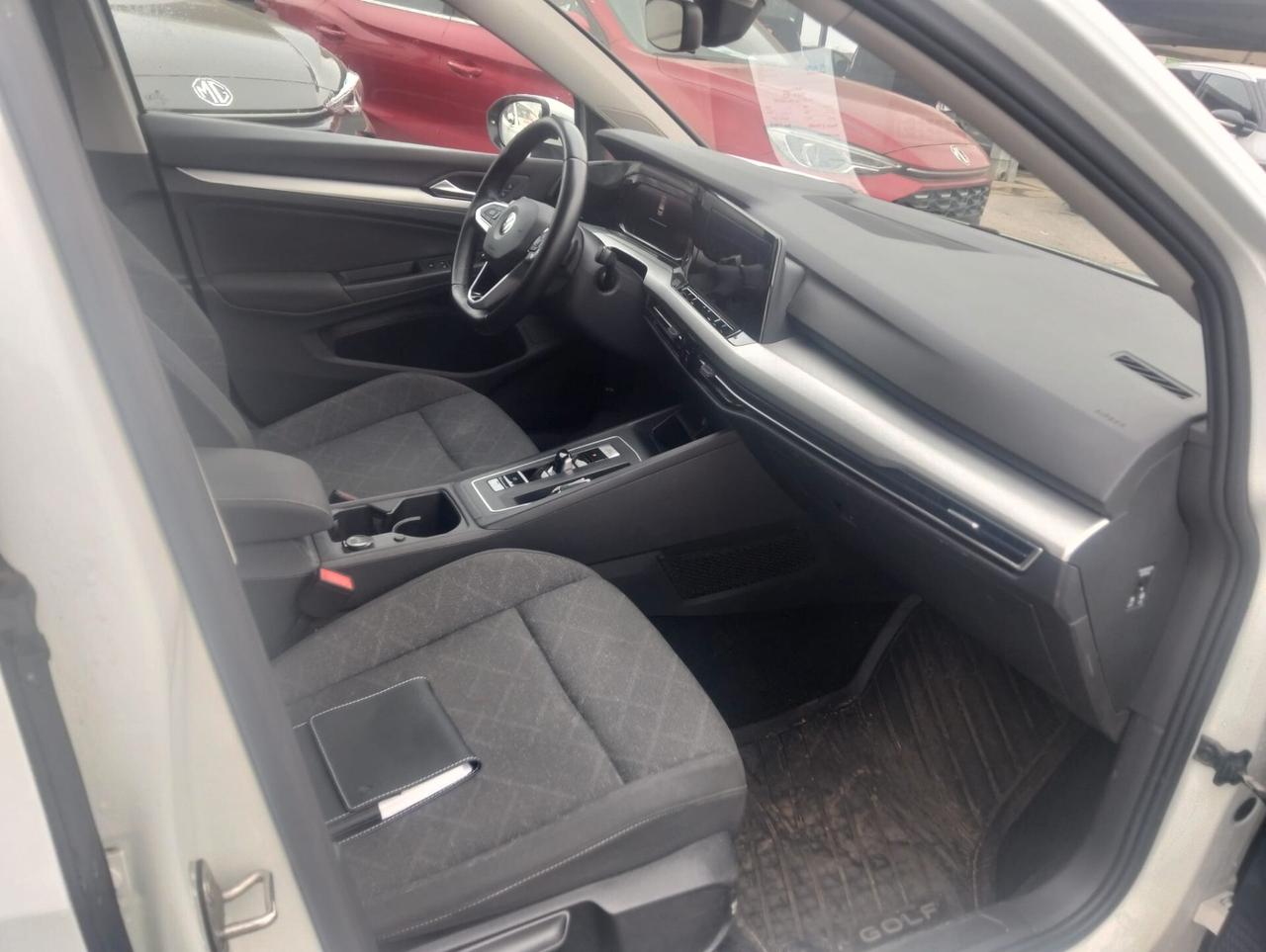 Volkswagen Golf 1.5 TGI DSG Style