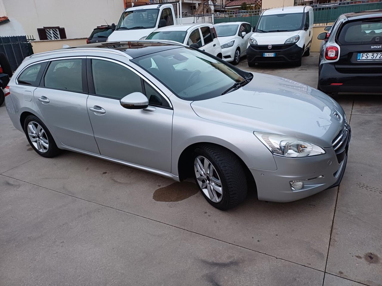 Peugeot 508 1.6 e-HDi 115 CV(TETTO PANORAMICO)