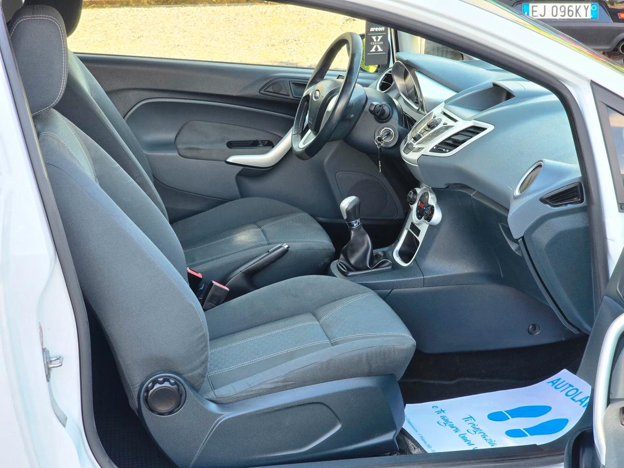 Ford Fiesta 1.4 DIESEL OK PER NEOPATENTATI UNICO PROPRIETARIO