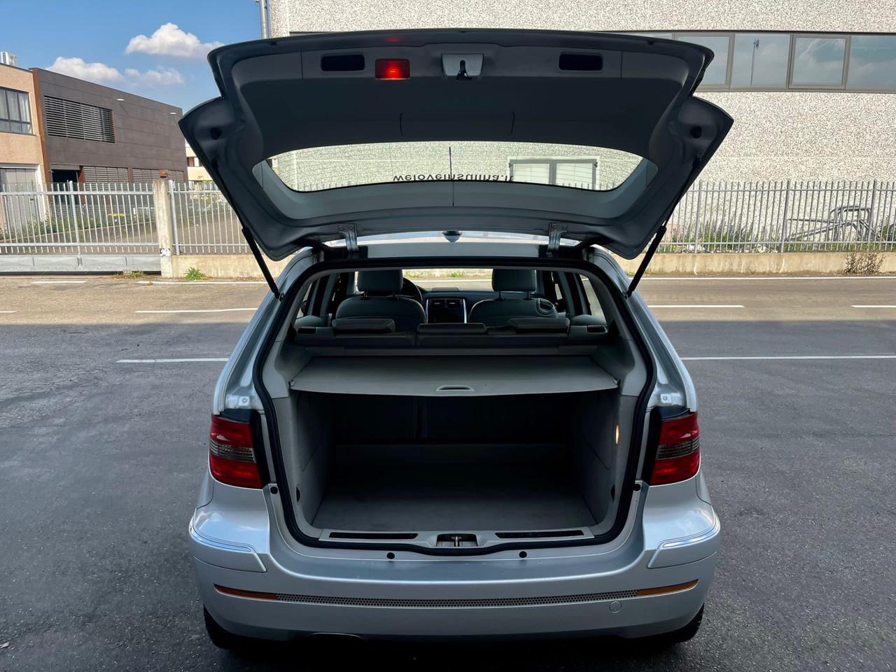 Mercedes B200 benzina 2005 144.000km