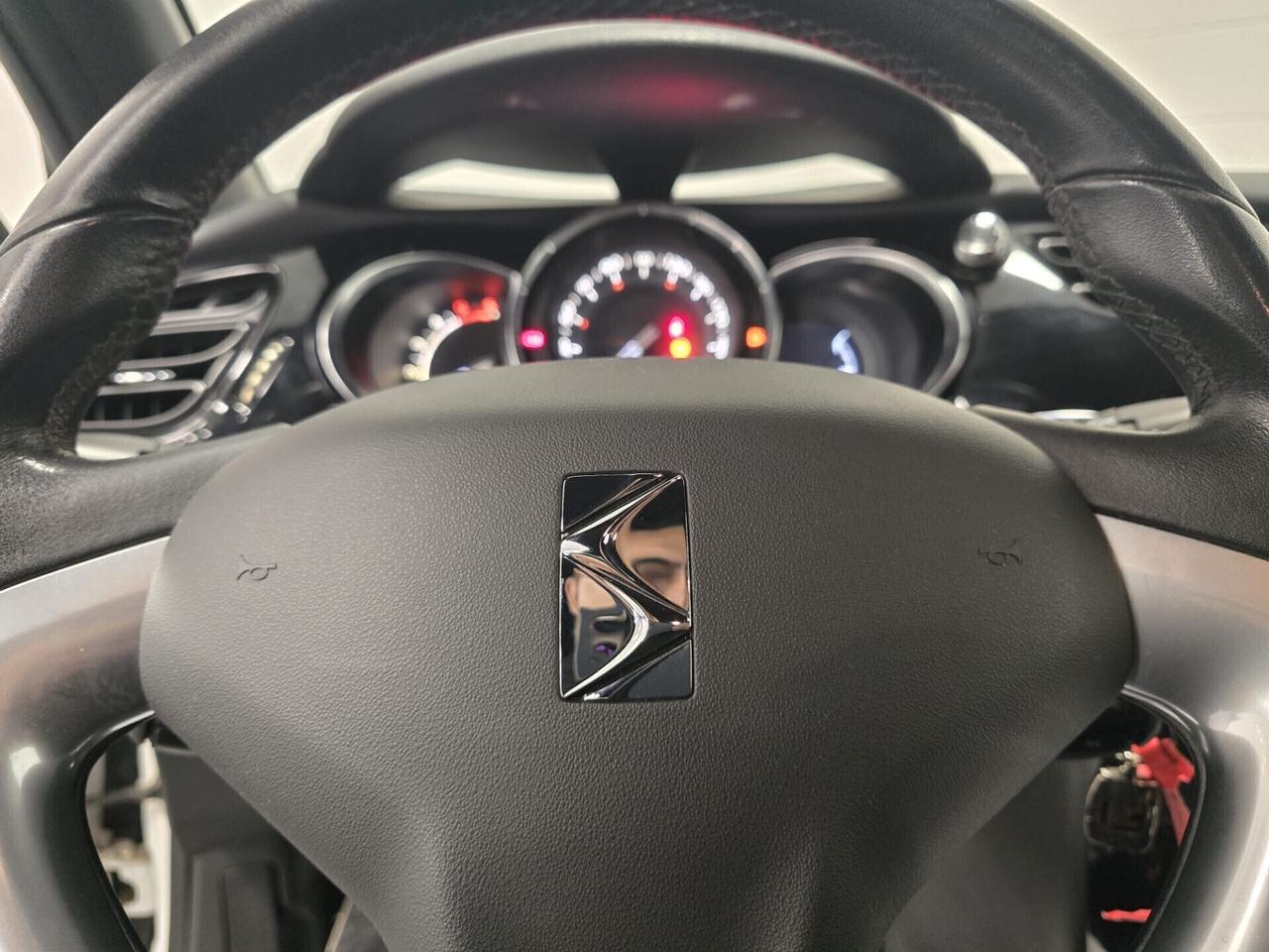 Ds 3 1.6 e-HDi 90cv So Chic NEOPATENTATI