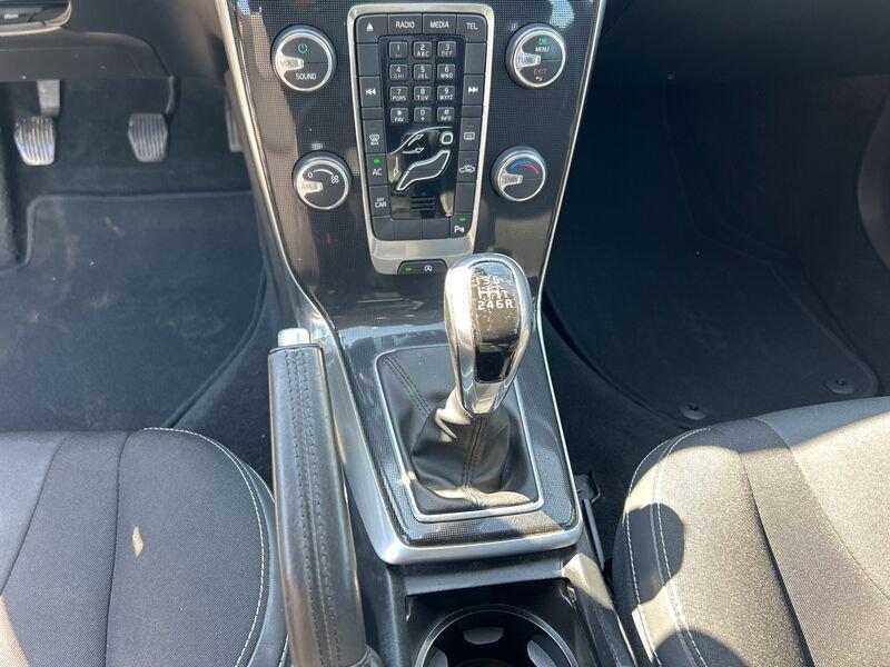 Volvo V40 D2 Momentum