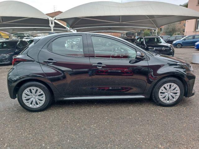 TOYOTA Yaris 1.5 Hybrid 5 porte Active