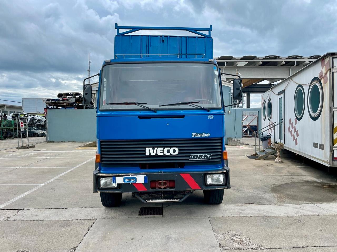 IVECO 190-38 RIBALTABILE TRILATERALE