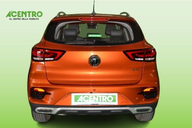 MG ZS - 1.5L 5MT LUXURY
