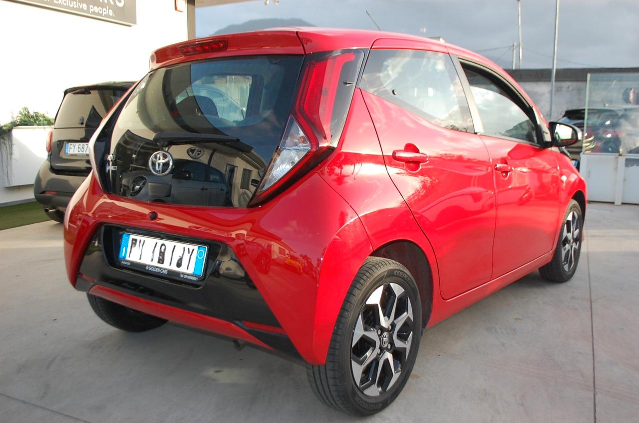 Toyota Aygo Connect 5p 1.0 x-cool 72CV Uff Italy App Lega USB Led