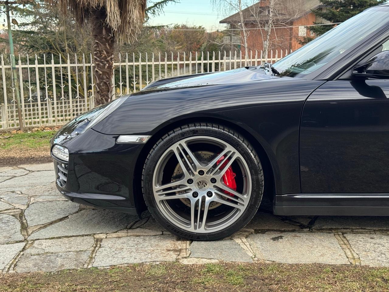 Porsche 911 997.2 Carrera 4S Coupé
