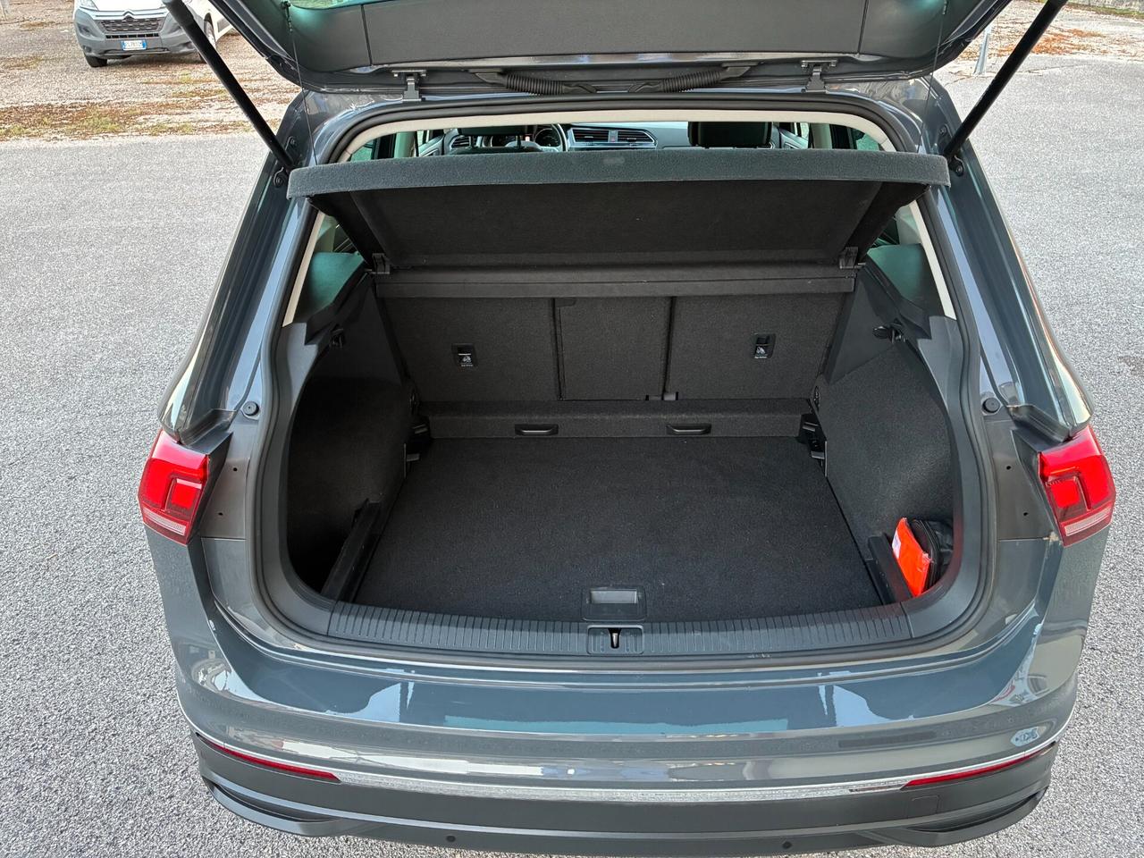Volkswagen Tiguan 2.0 TDI 150 CV SCR DSG Life