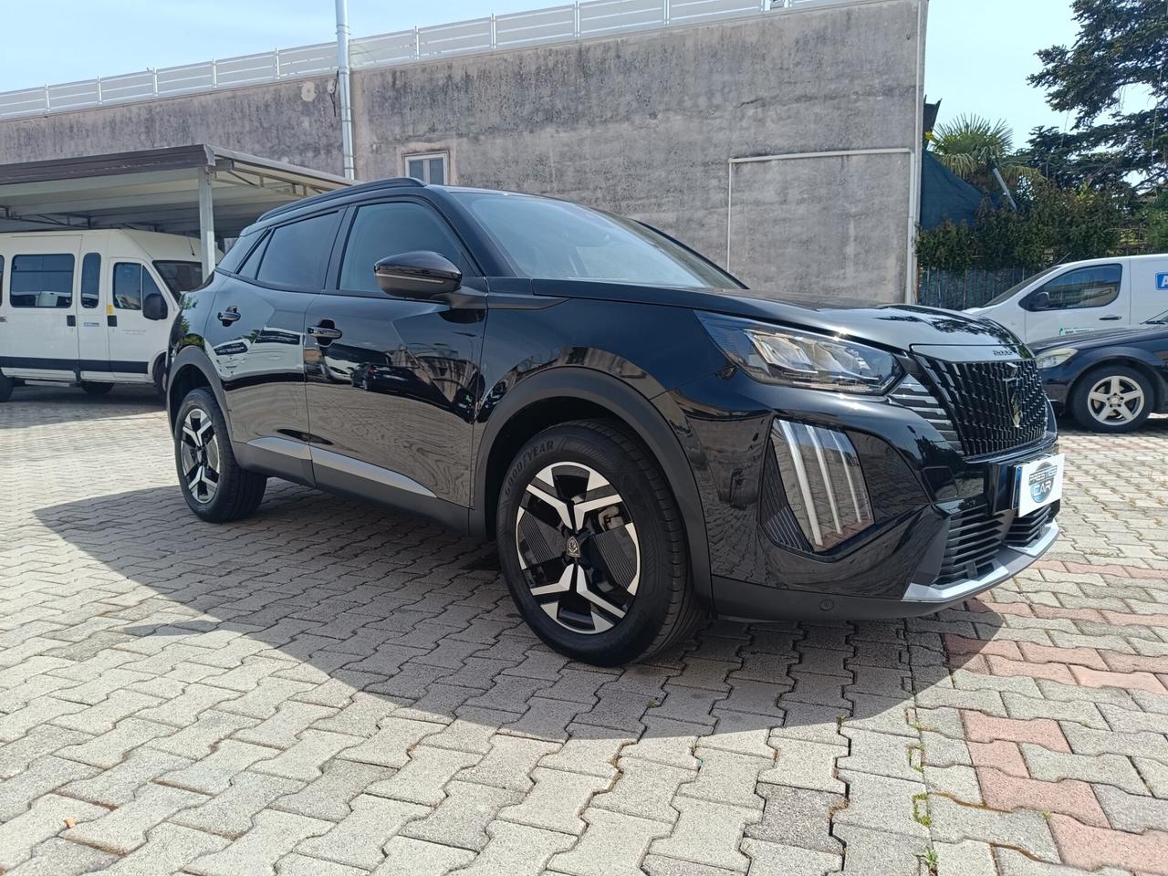 Peugeot 2008 PureTech 100 S&S Allure
