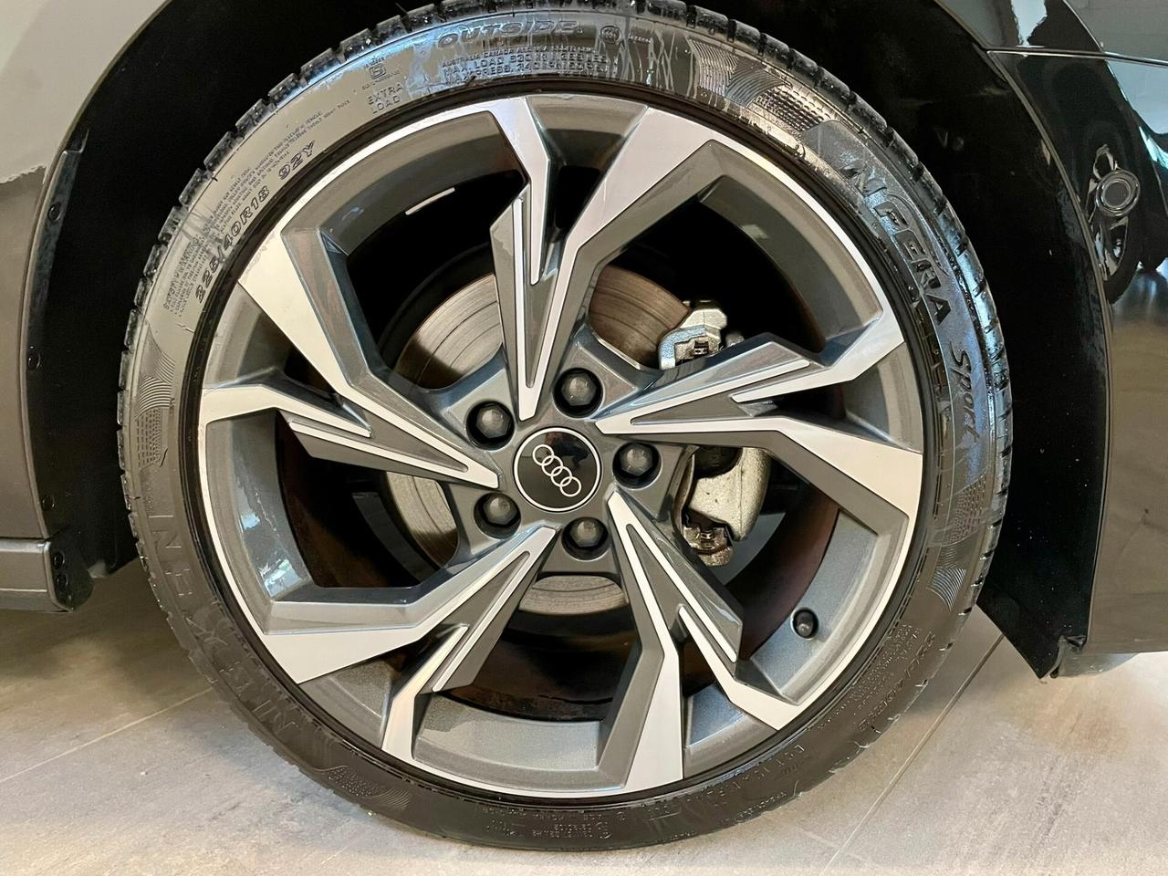 Audi A3 Sedan 2.0 TDI 150cv S tronic S line edition