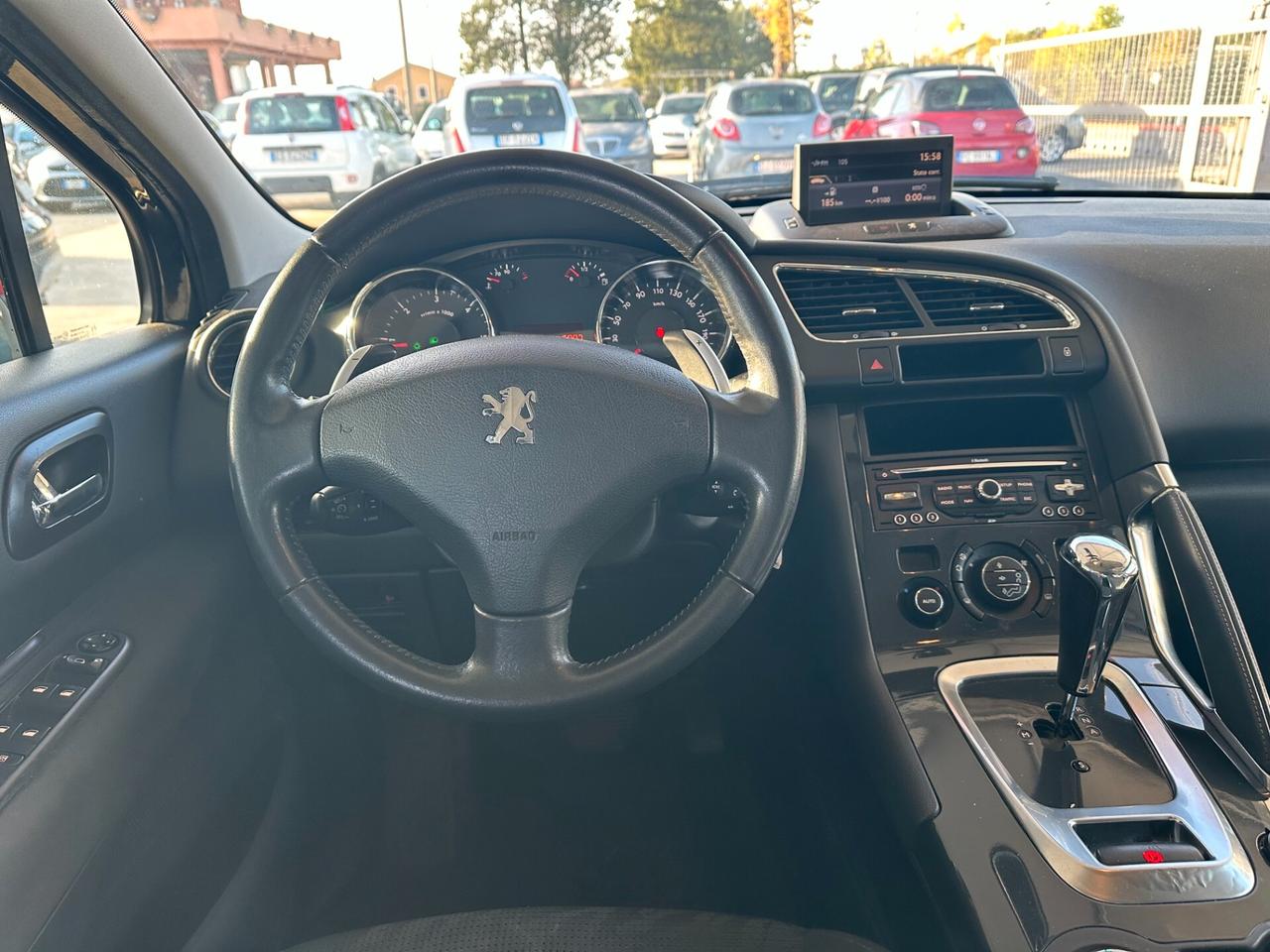 Peugeot 3008 PEUGEOUT 1.6HDI*NAVI*AUT*116CV*