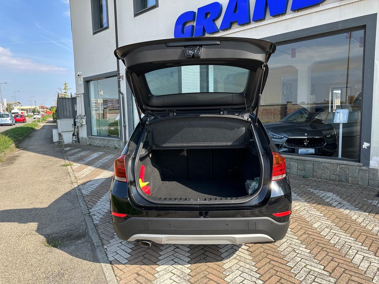 Bmw X1 sDrive18d X Line