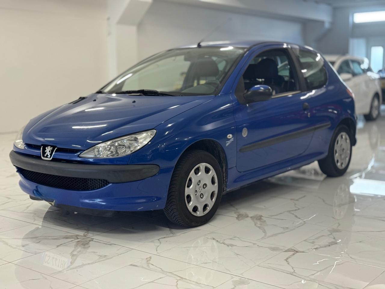 Peugeot 206 1.1 3p NEOPATENTATI