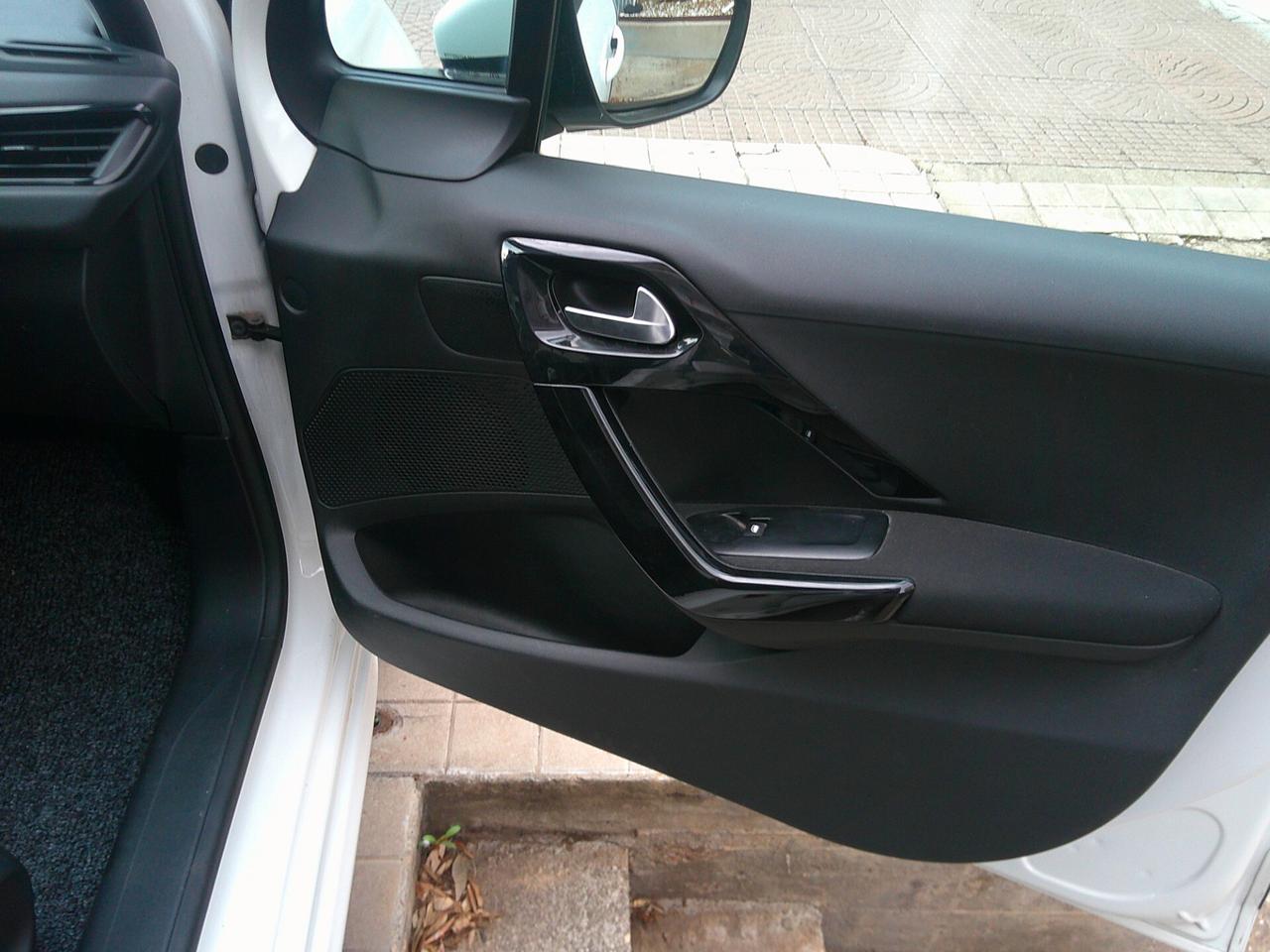 Peugeot 208 1.4 VTi 95 CV 5p. Active