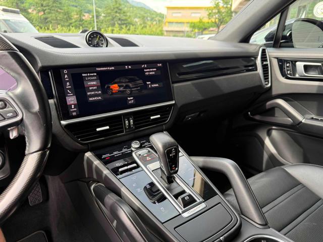 PORSCHE Cayenne cayenne e-Hybrid Coupe?