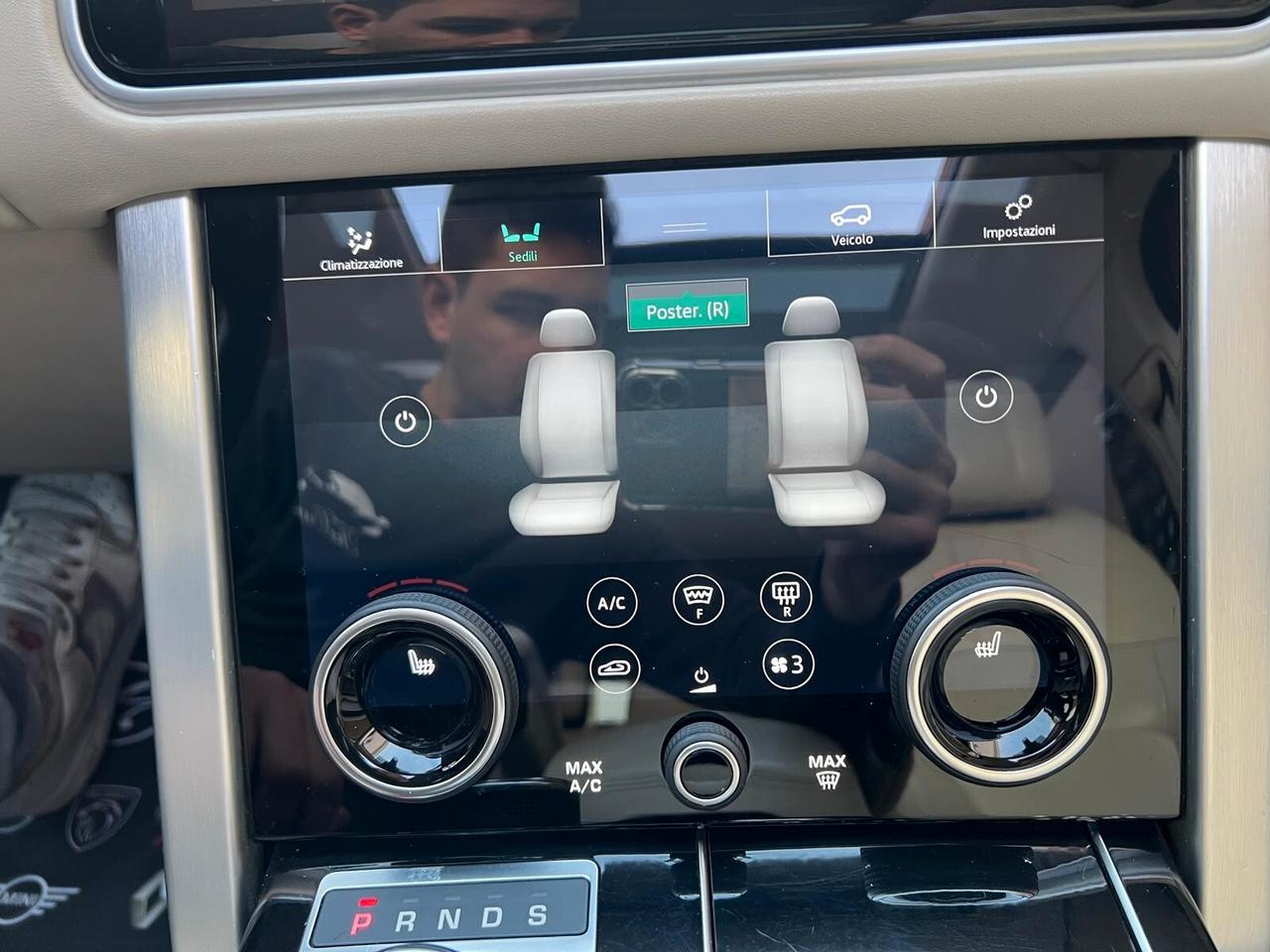 LAND ROVER RANGE ROVER VOGUE 3.0 V6 249CV 4X4 TETTO PELLE NAVI ANNO 2018