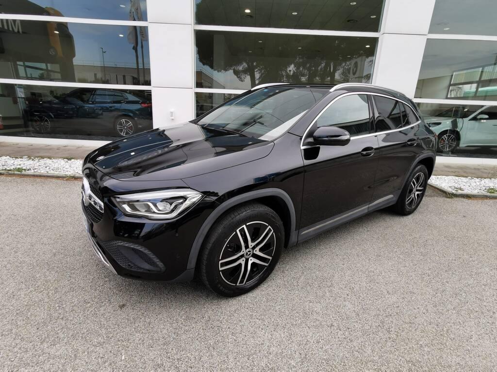 Mercedes GLA 180 180 D Sport Plus 8G-DCT