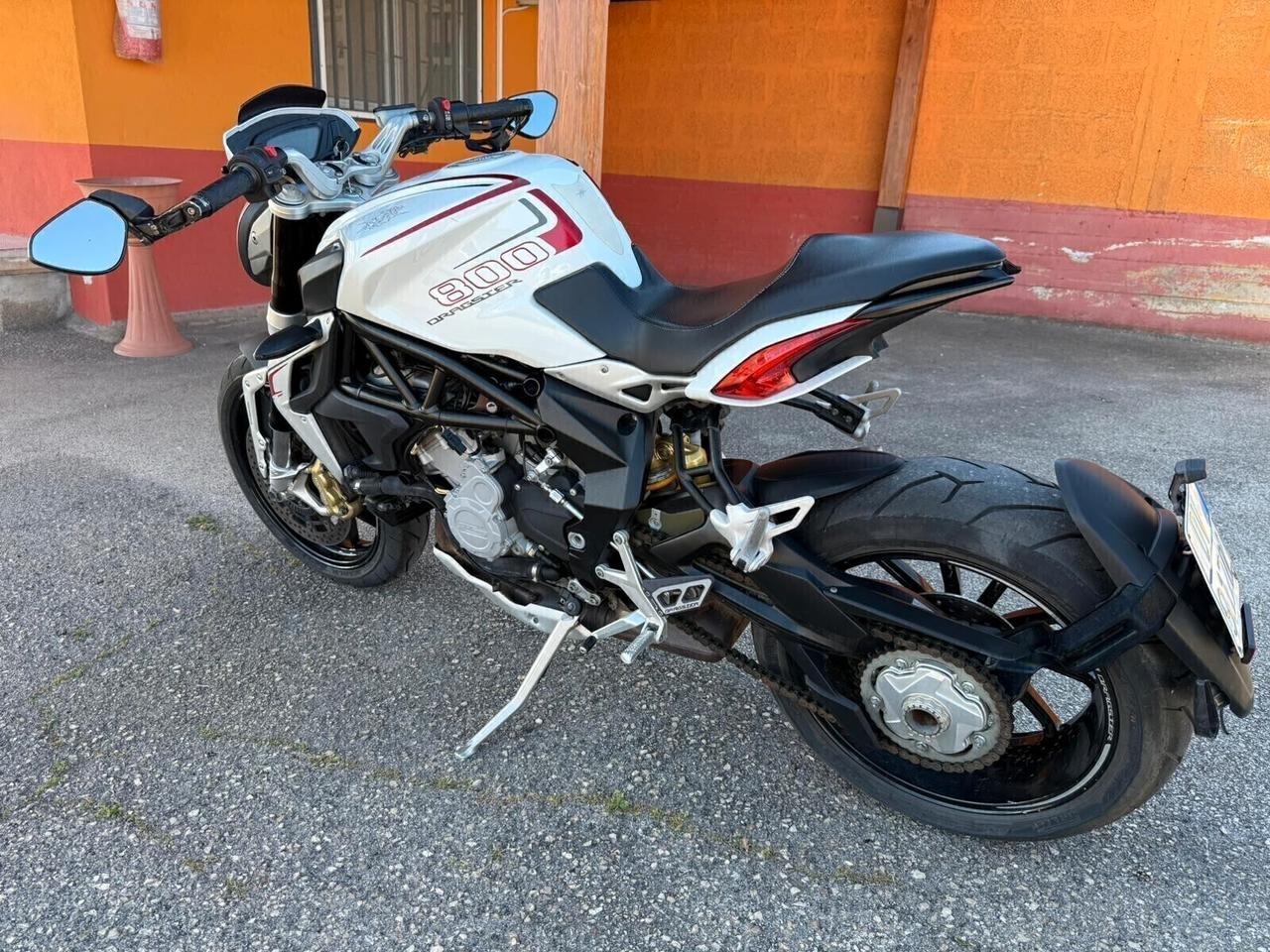 Mv Agusta brutale 800 dragster permuta auto/moto