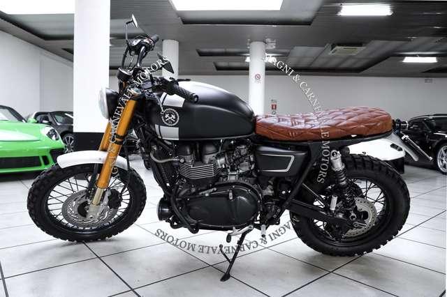 Triumph Bonneville SE 900 | RESTYLING BY "ATELIER OFFICINA 76"|