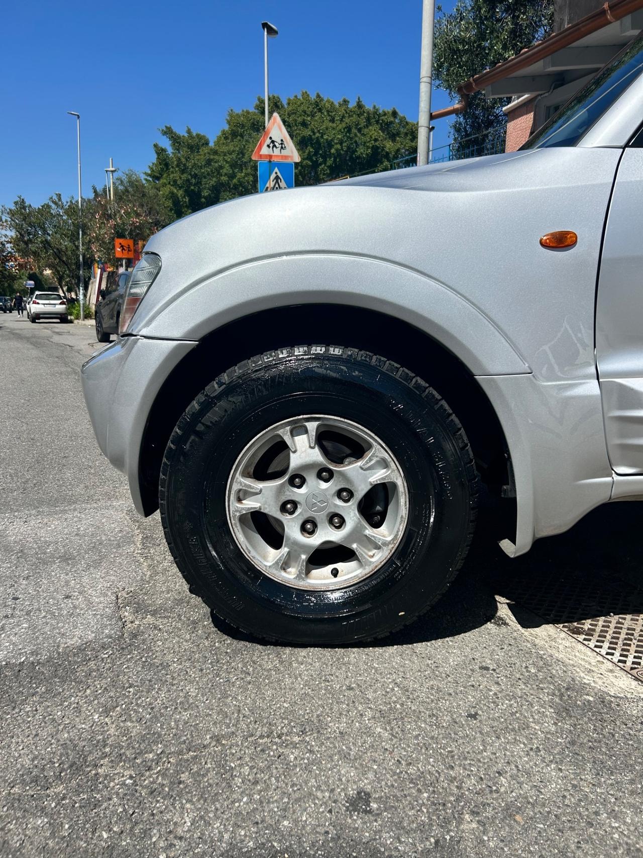 Mitsubishi Pajero 3.2 16V DI-D 3p. GLX