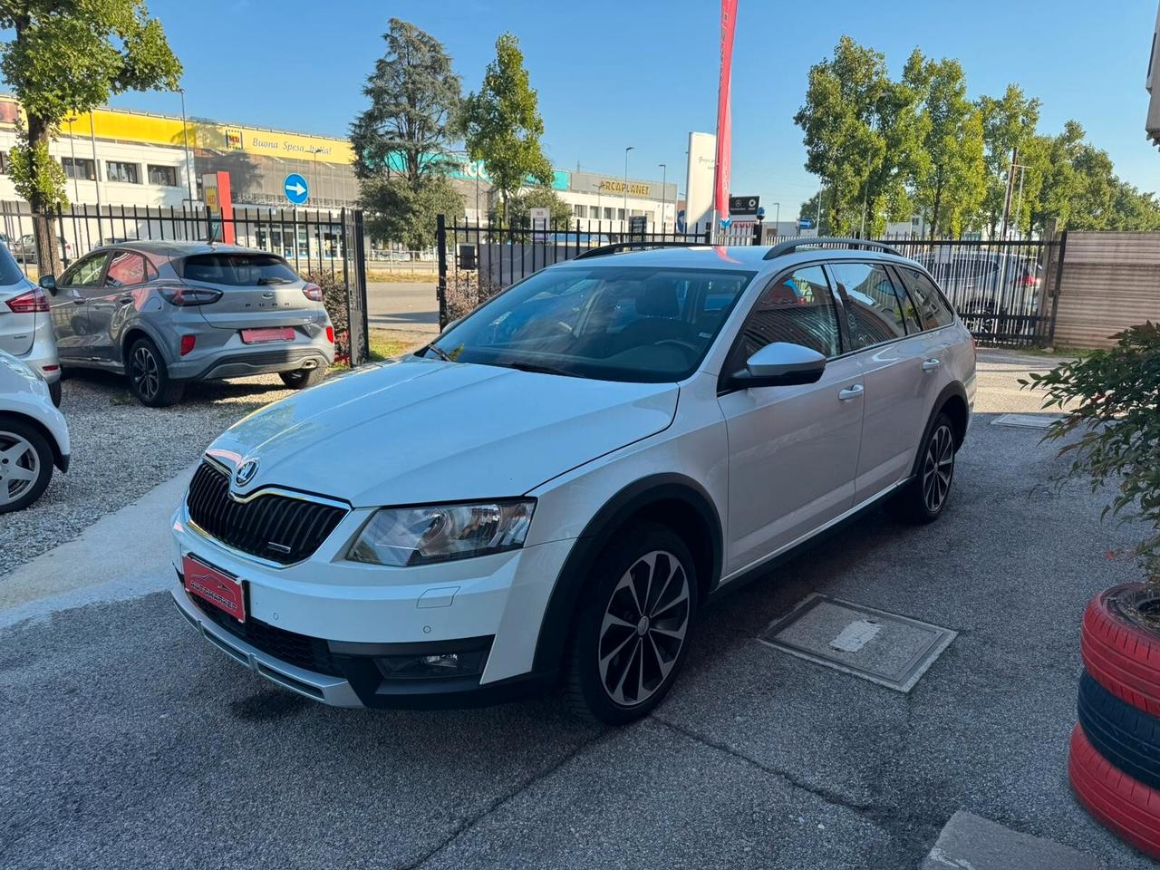 Skoda Octavia 2.0 TDI CR 180 CV 4x4 DSG Wagon Scout