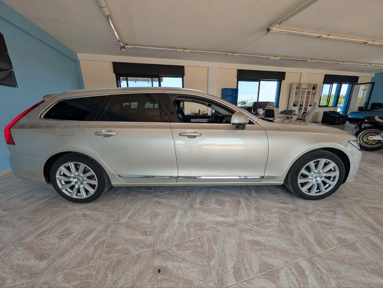 Volvo V90 D5 AWD Geartronic Inscription FULL OPT