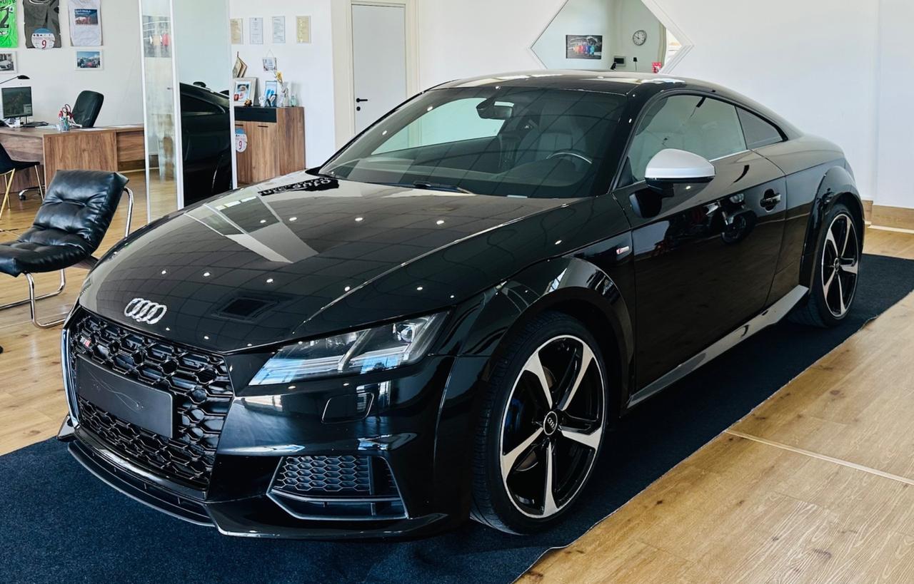 Audi TT 2.0 tfsi s Line