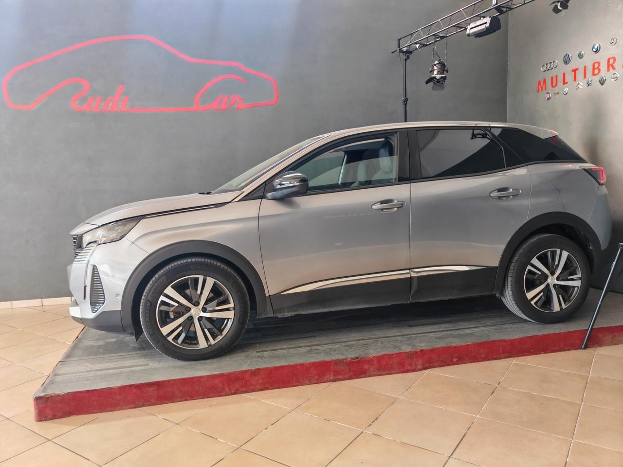 Peugeot 3008 BlueHDi 130 S&S EAT8 Allure