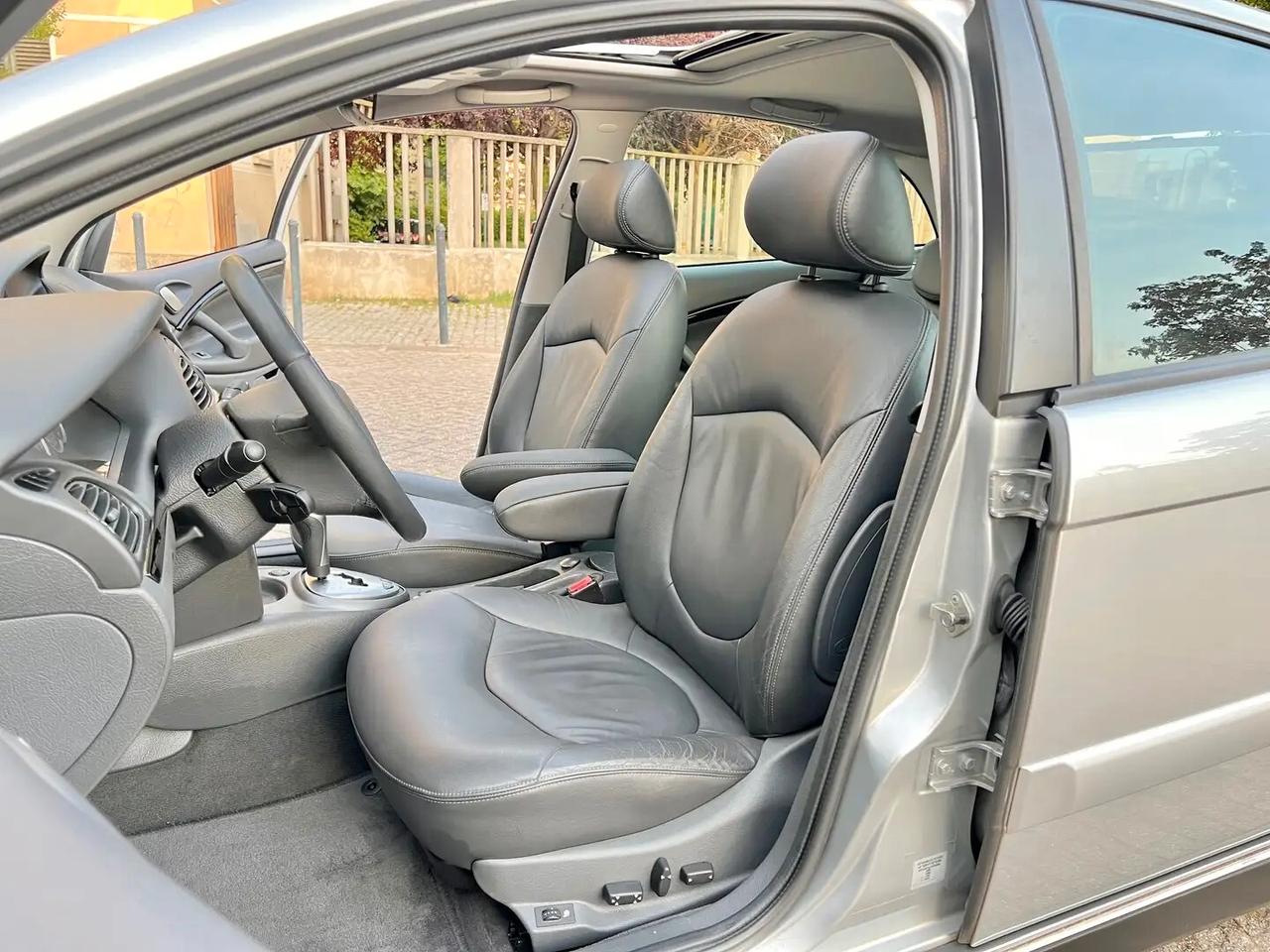 Citroen C5 3.0 V6 24V aut. Executive