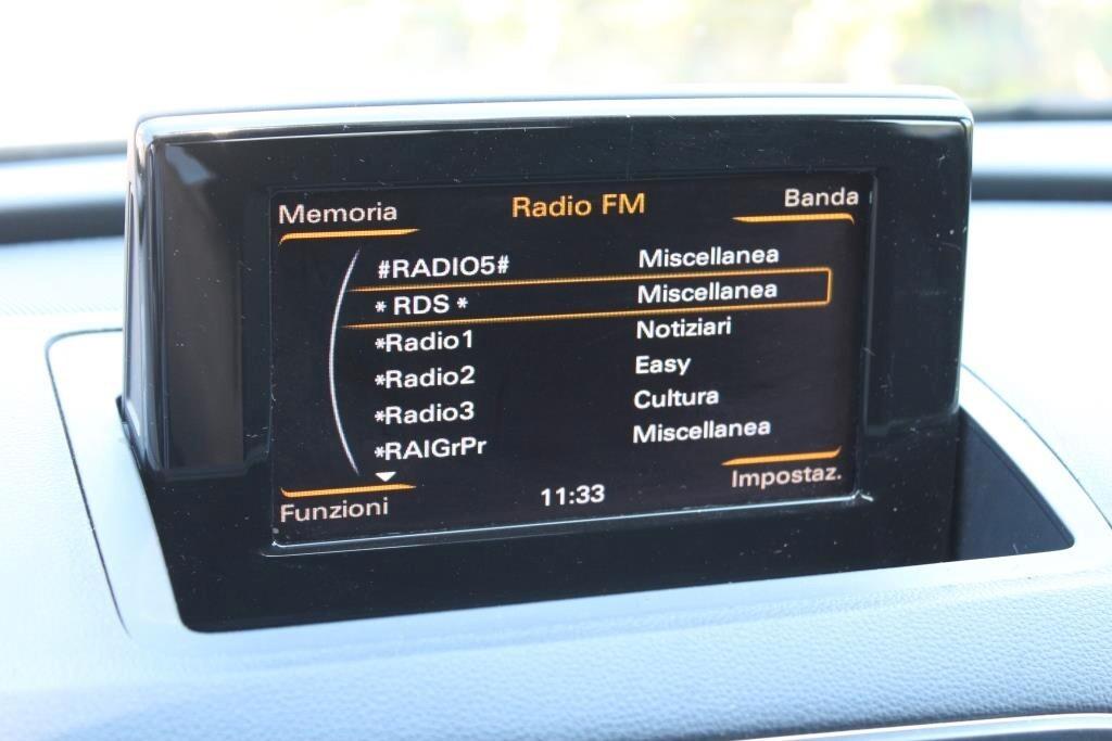 AUDI Q3 2.0 TDI 140 CV *LED *SEDILI RISCALDABILI