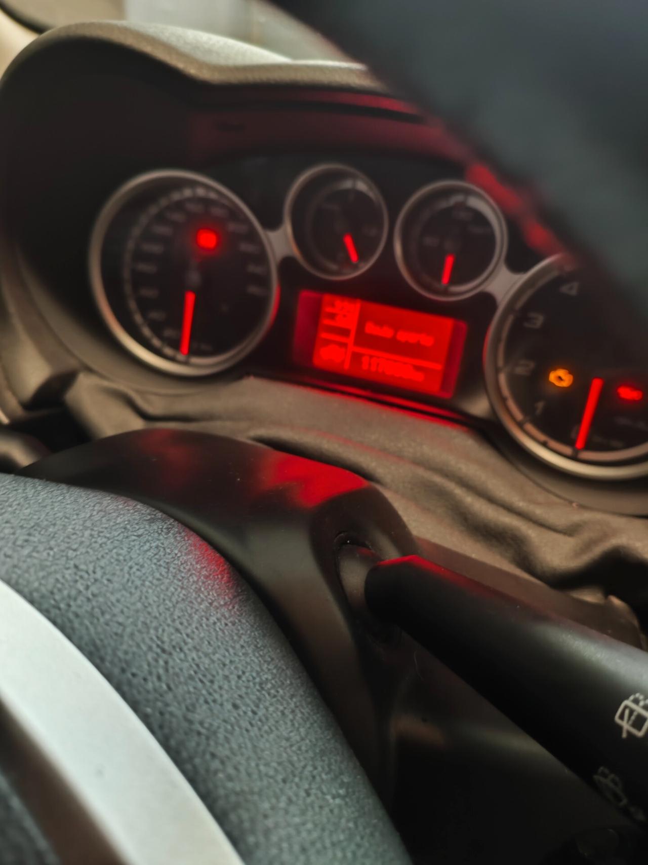 Alfa Romeo MiTo 1.4 105 CV M.air S&S Distinctive Sport Pack