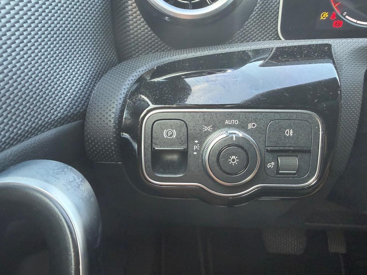 Mercedes-Benz A 180 A-Class A #12001