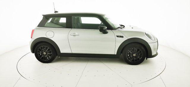 MINI Cooper SE Essential