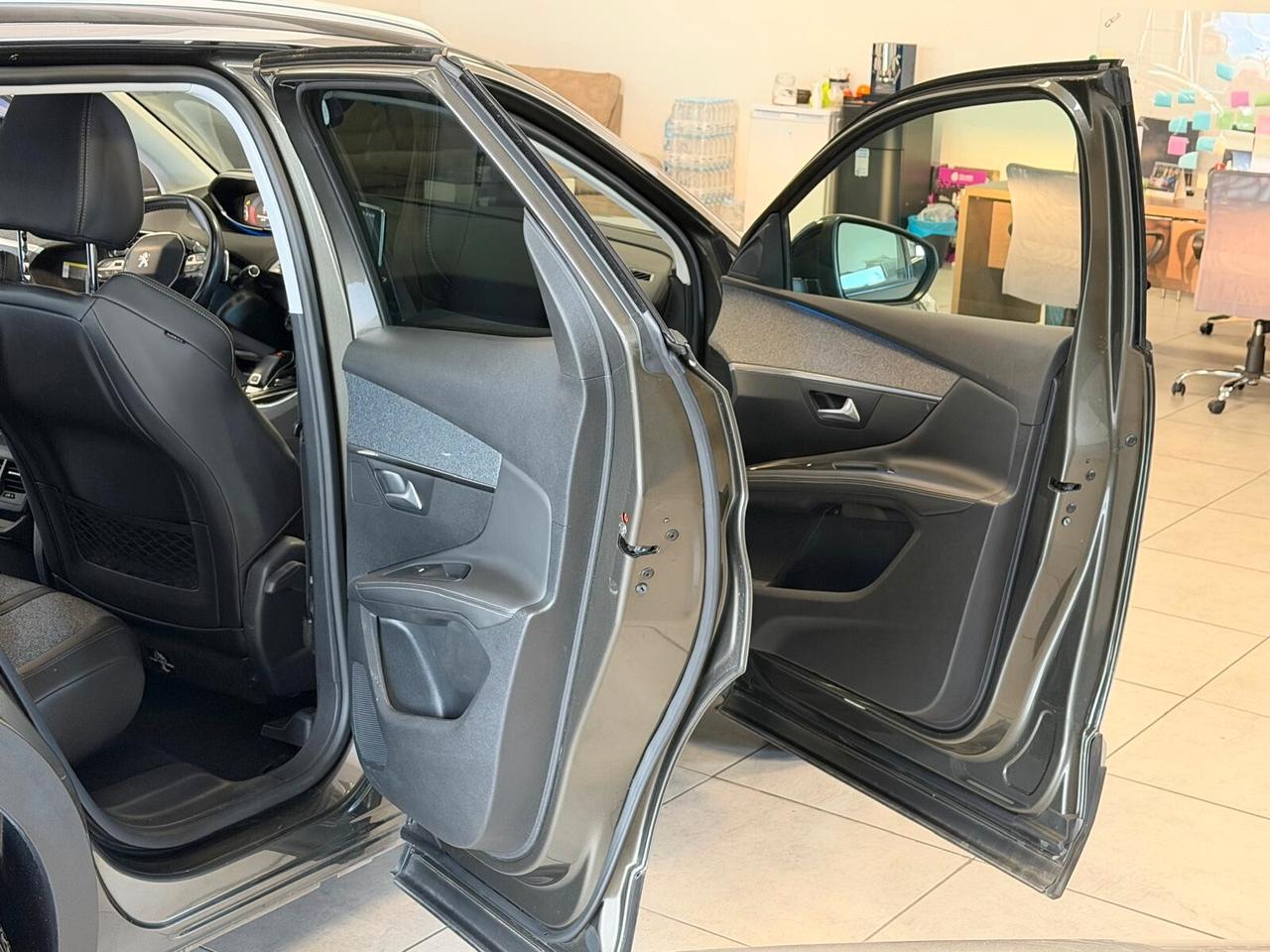 Peugeot 3008 1.2 PURETECH TURBO 130CV EAT6 ALLURE 2018