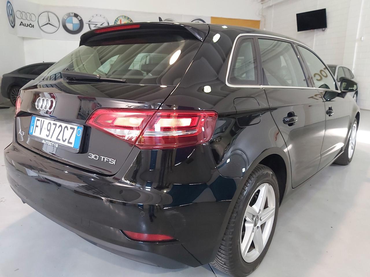 Audi A3 SPB 30 TFSI Business