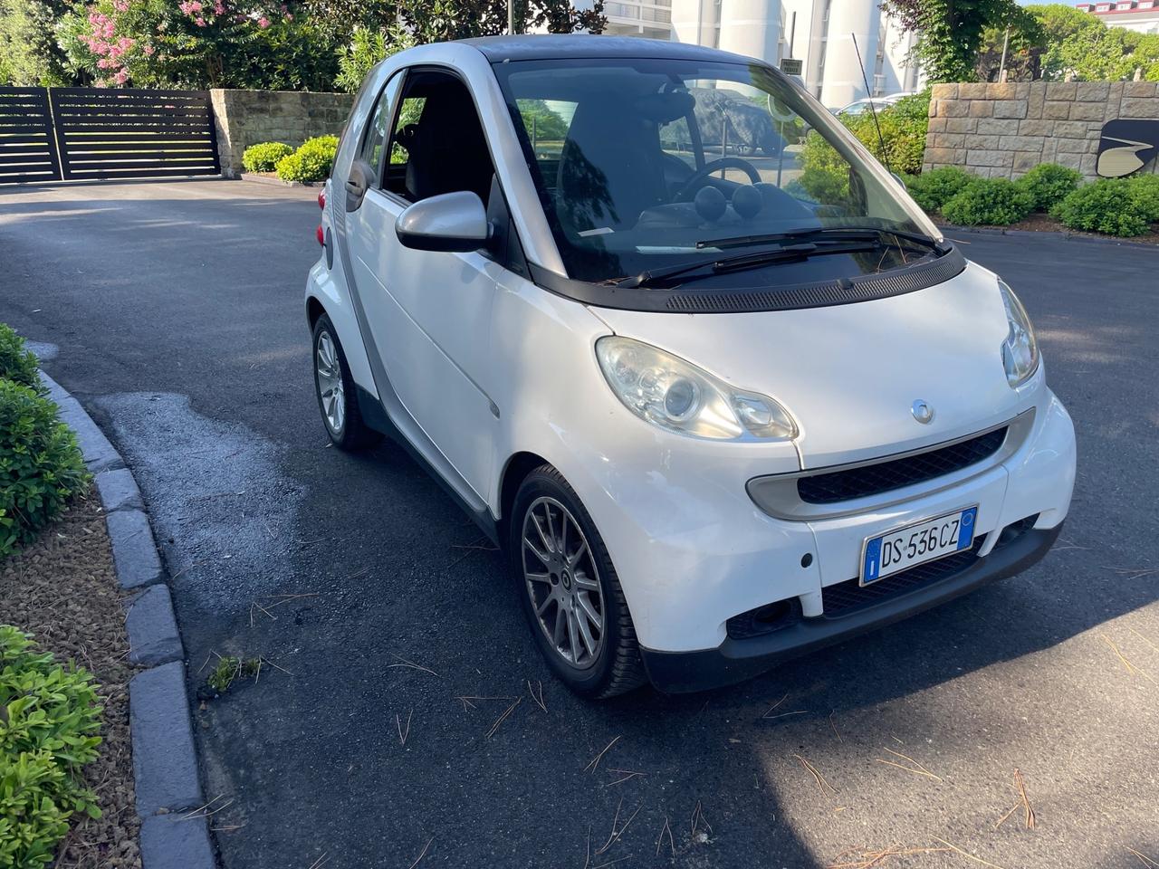 Smart ForTwo 1000 52 kW coupé passion
