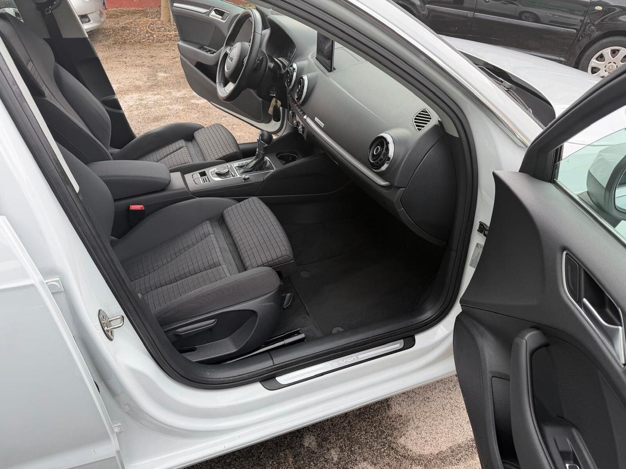Audi A3 SPB 1.4 TFSI S tronic g-tron Ambition
