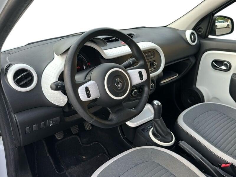 Renault Twingo 1.0 SCE EXPERIENCE