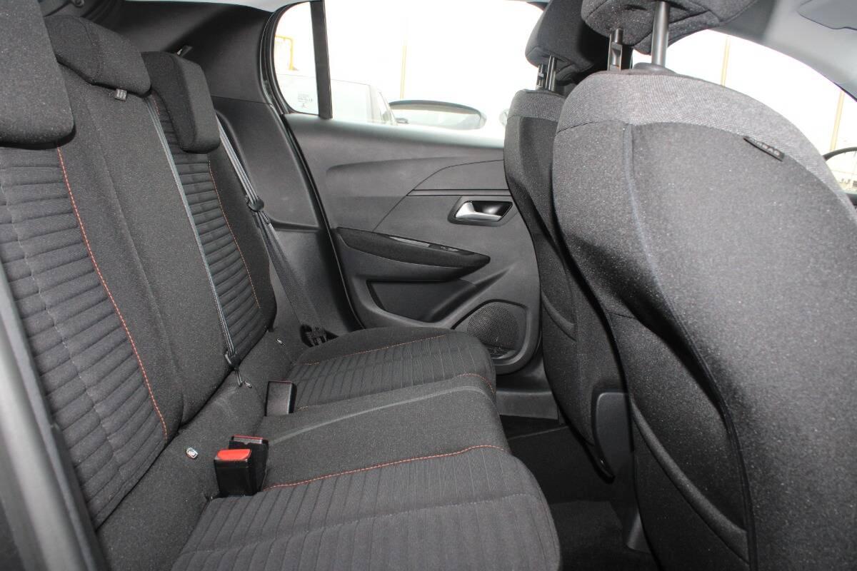 Peugeot 208 1.2 puretech Active s&s 75cv Con NAVIGATORE