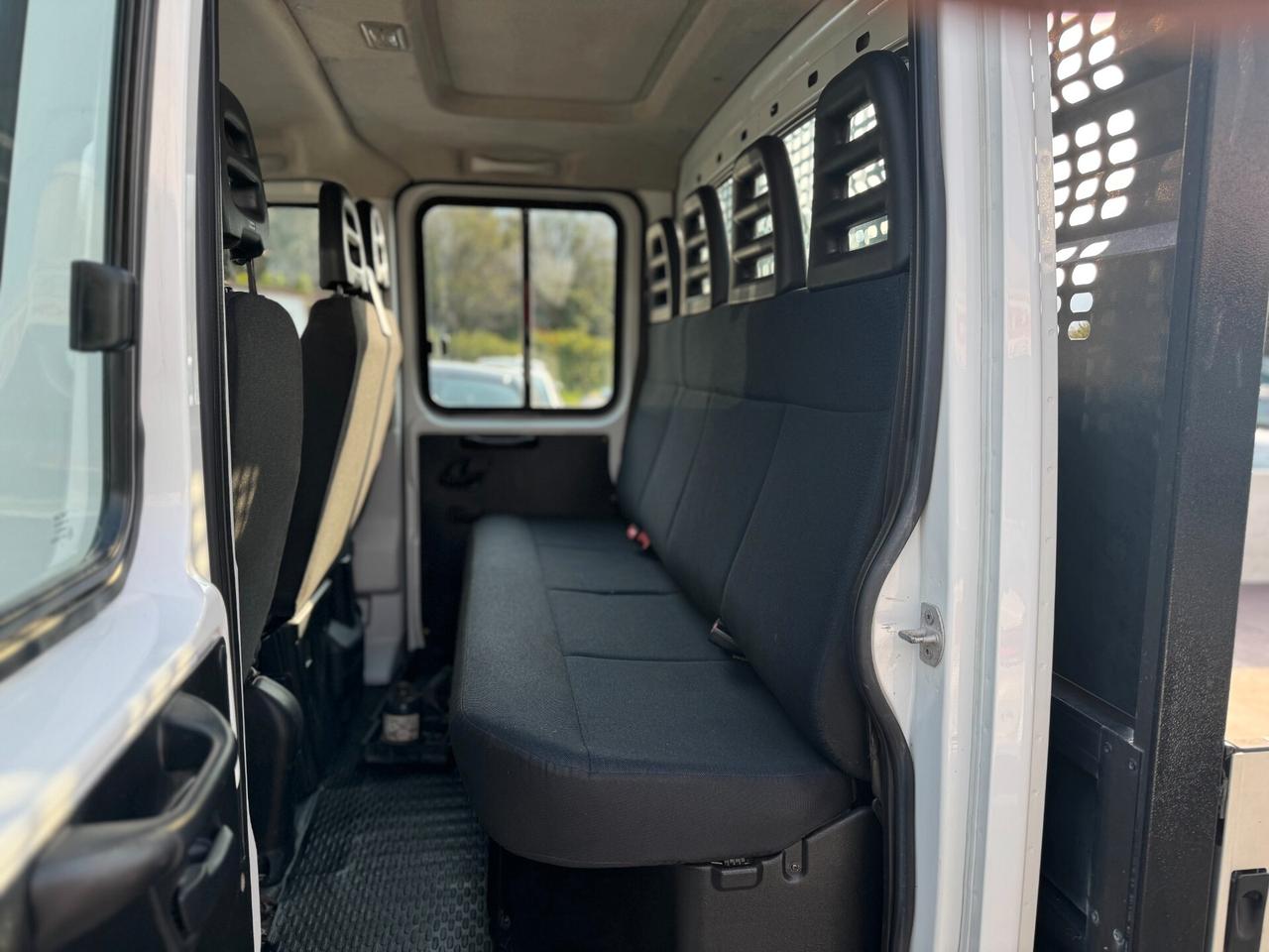Iveco Daily 35C14 DOPPIA CABINA 7 POSTI